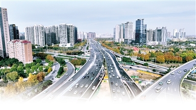 改造完工的中州大道通行能力大大提高