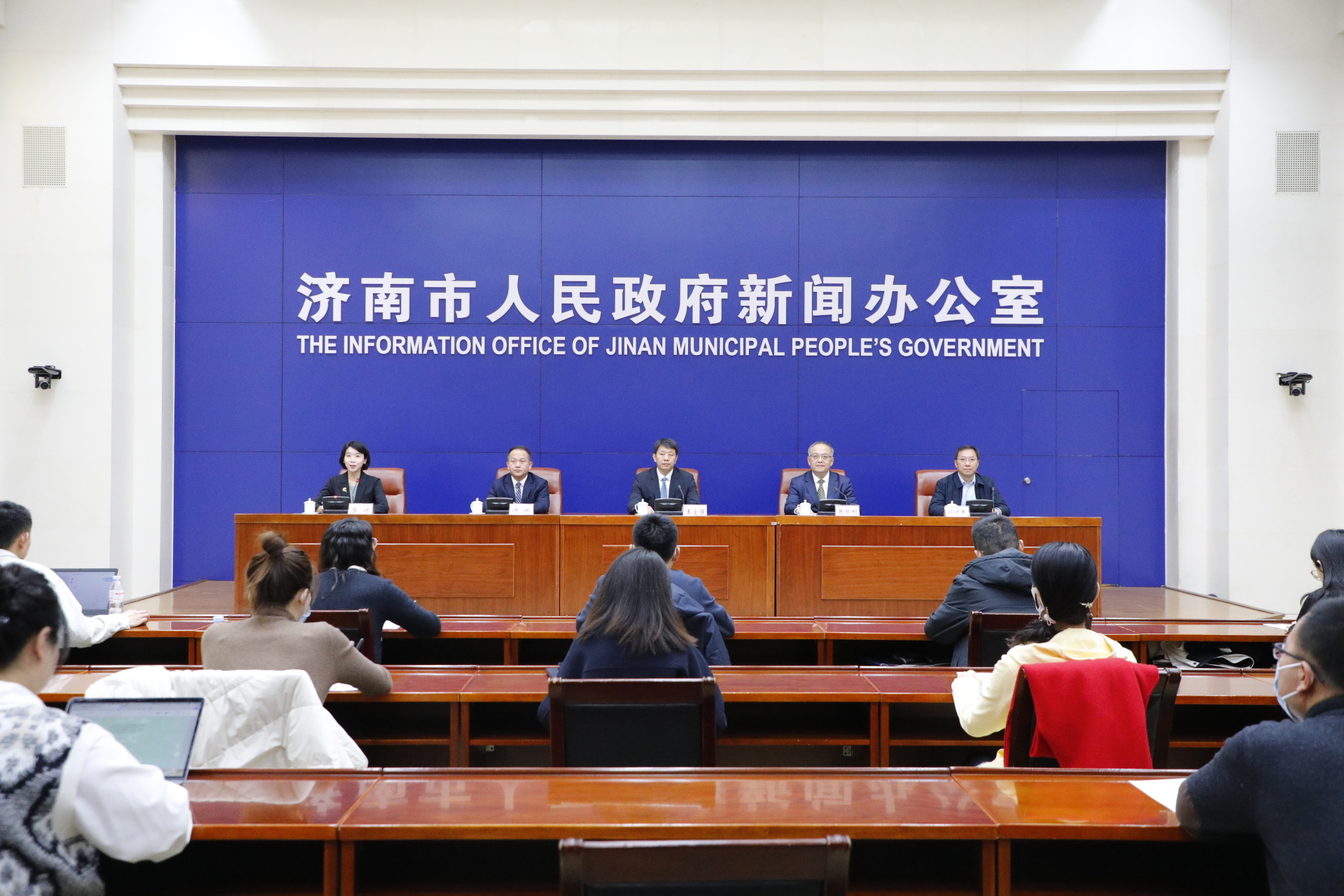 推进农村人居环境整治 长清区行政村通沥青路达到100%