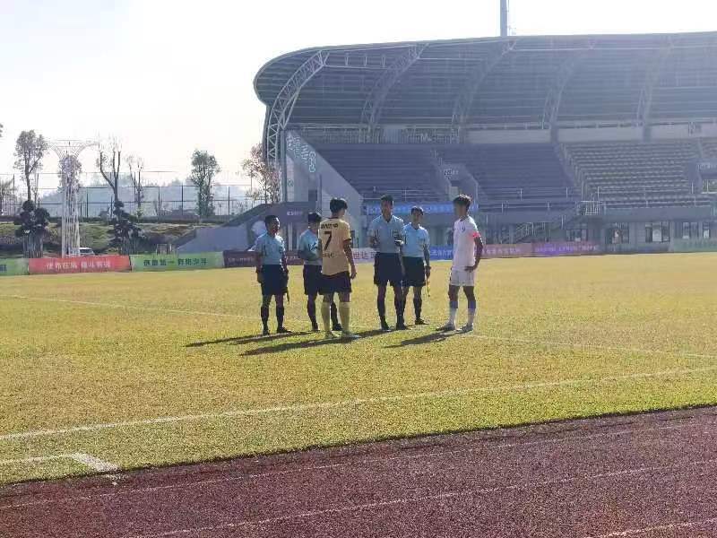 郑州九中夺得中青赛U17组第六名，创校园足球年度最佳成绩