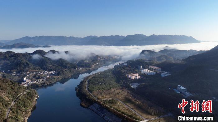 雾绕清江景色美凤凰网湖北_凤凰网