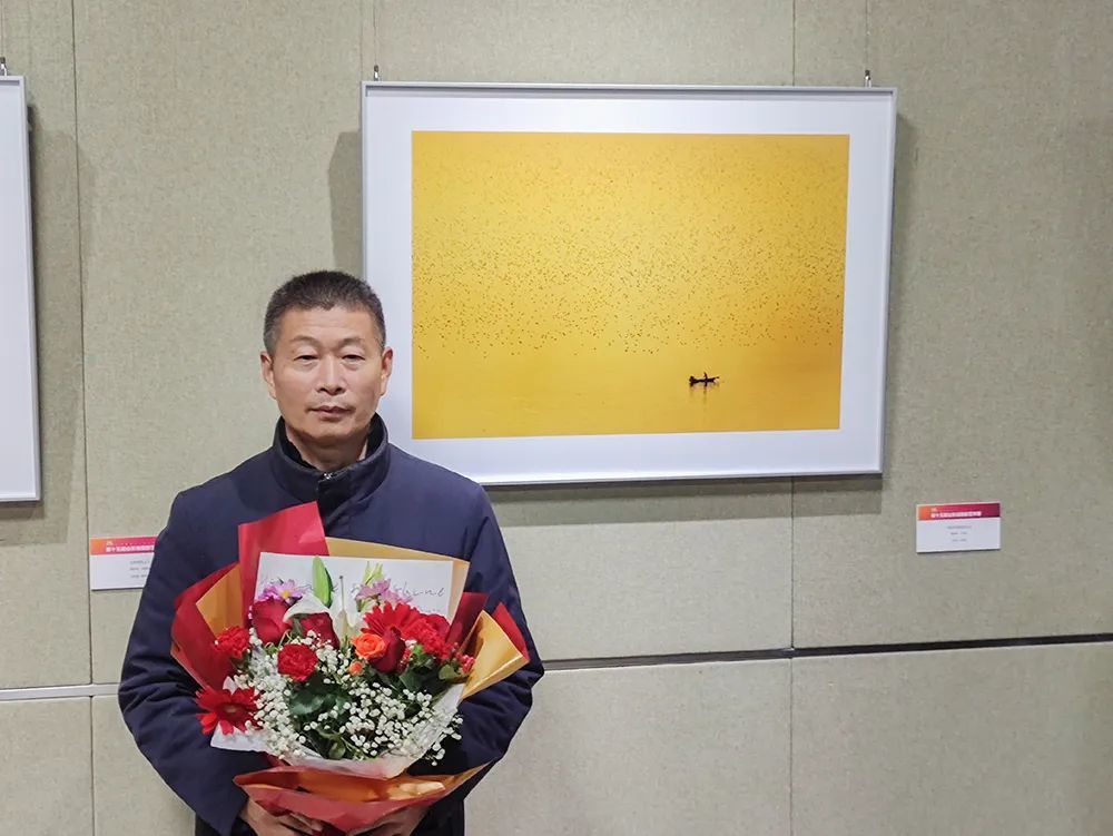 优秀奖 《漫天鸟鸣孤舟行》 作者：王向阳