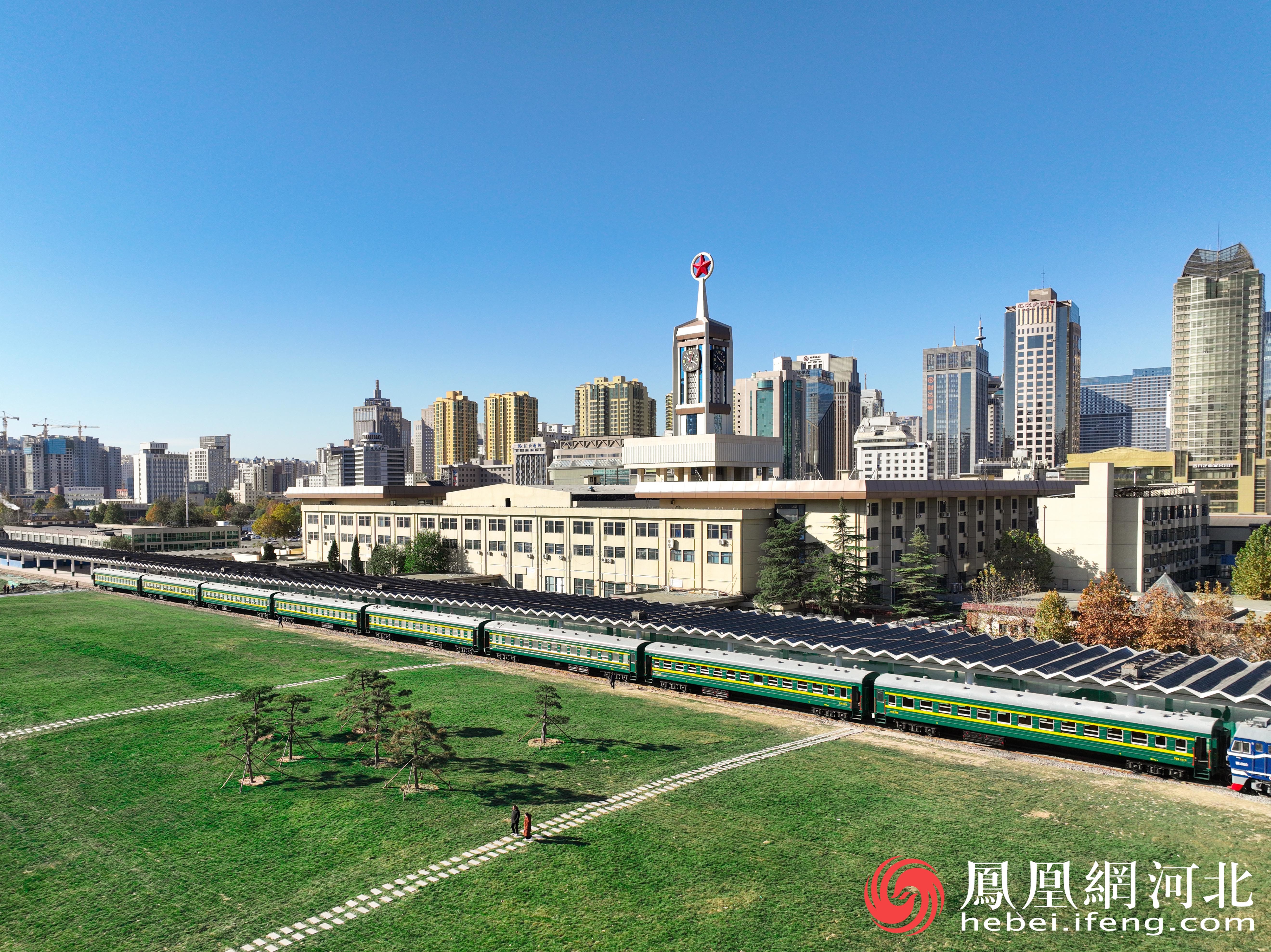 胜利大街道路及景观提升工程建成后的解放广场绿地