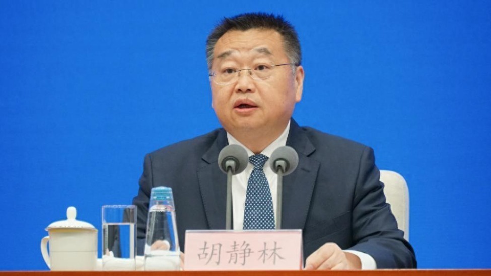 国家税务总局一把手，继续由财政部原副部长担任