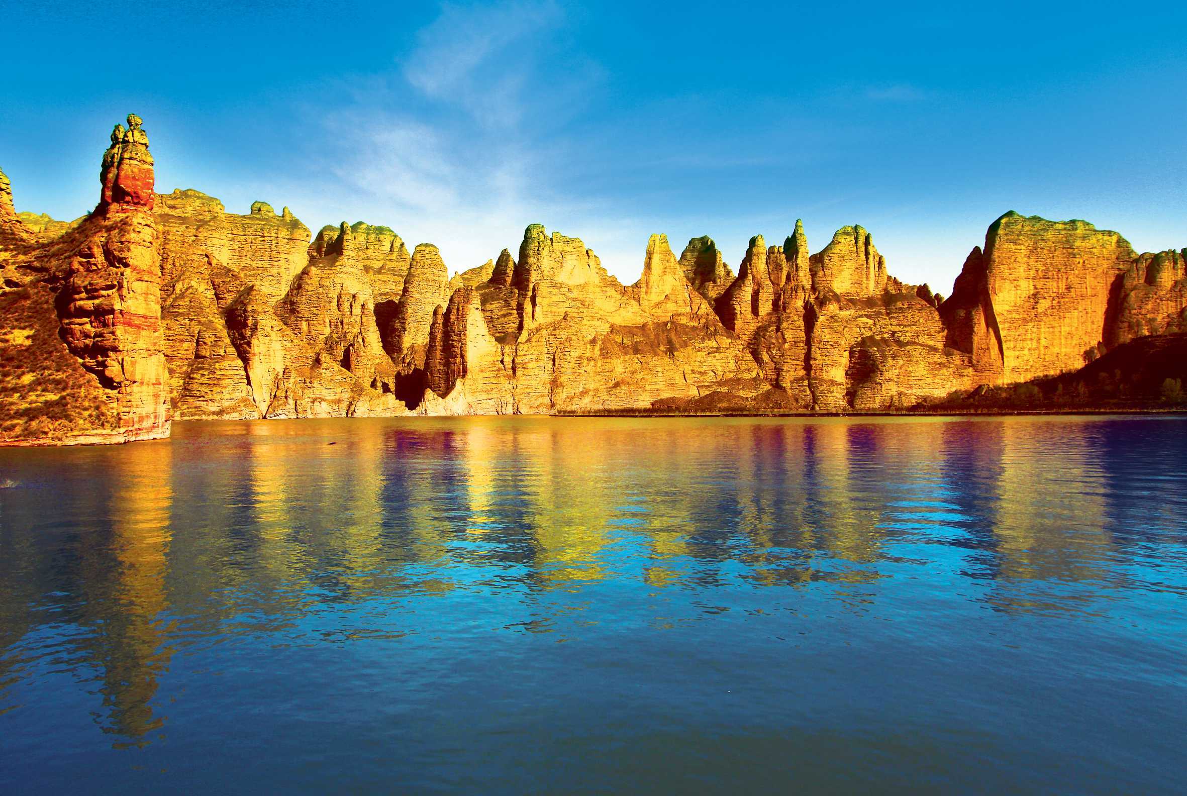 炳灵石林“万笏朝天”风景