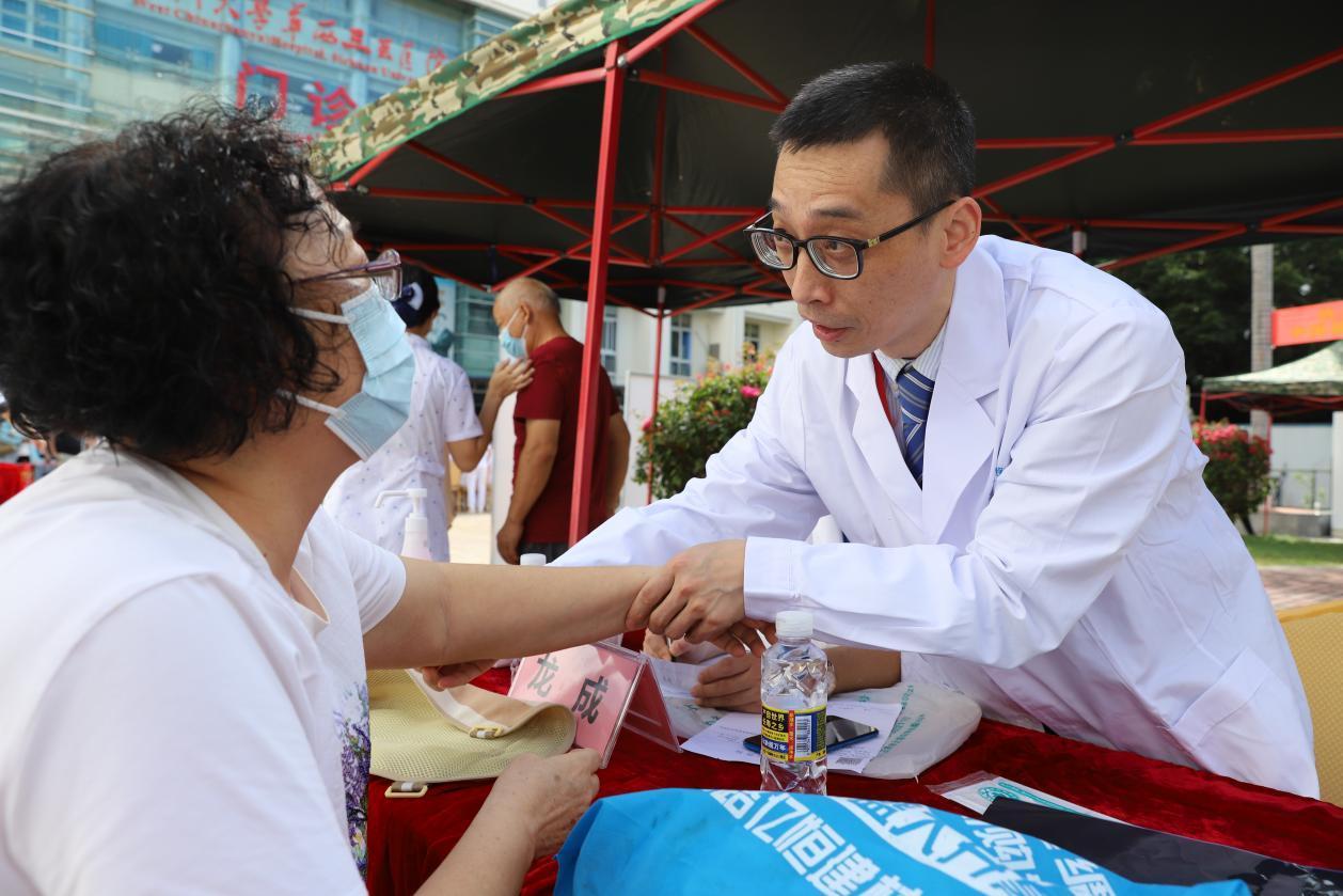 华西医院领办三亚市人民医院两周年，骨科联合举办三大活动助力学科建设