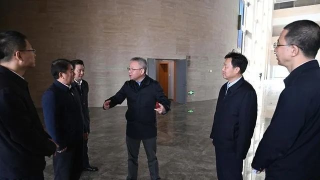 投资7.8亿、建成后长期闲置，省委书记暗访