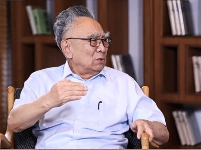 鲍国安谈《艺海情怀》写作经过(图片选自网络)