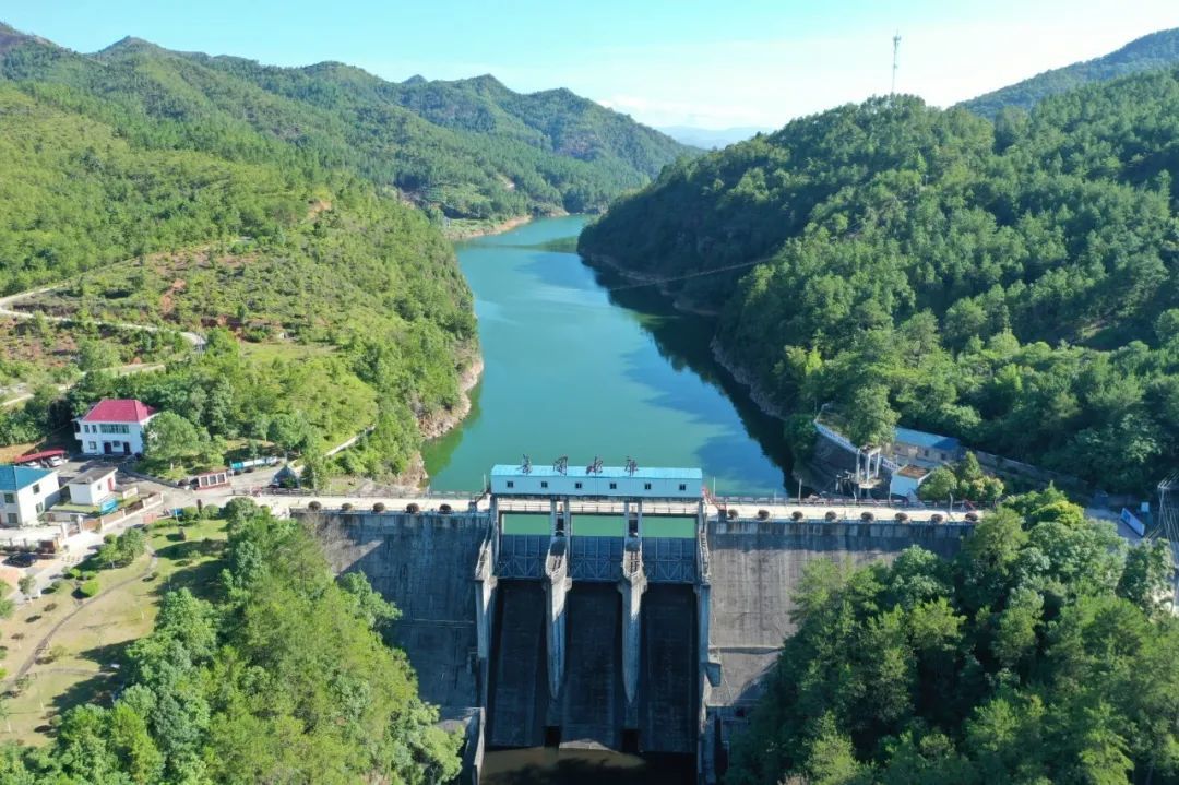 △ 长冈水库——平江灌区主水源