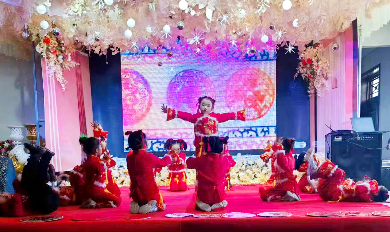 小舞台大梦想 永昌萌娃勇闯童话世界