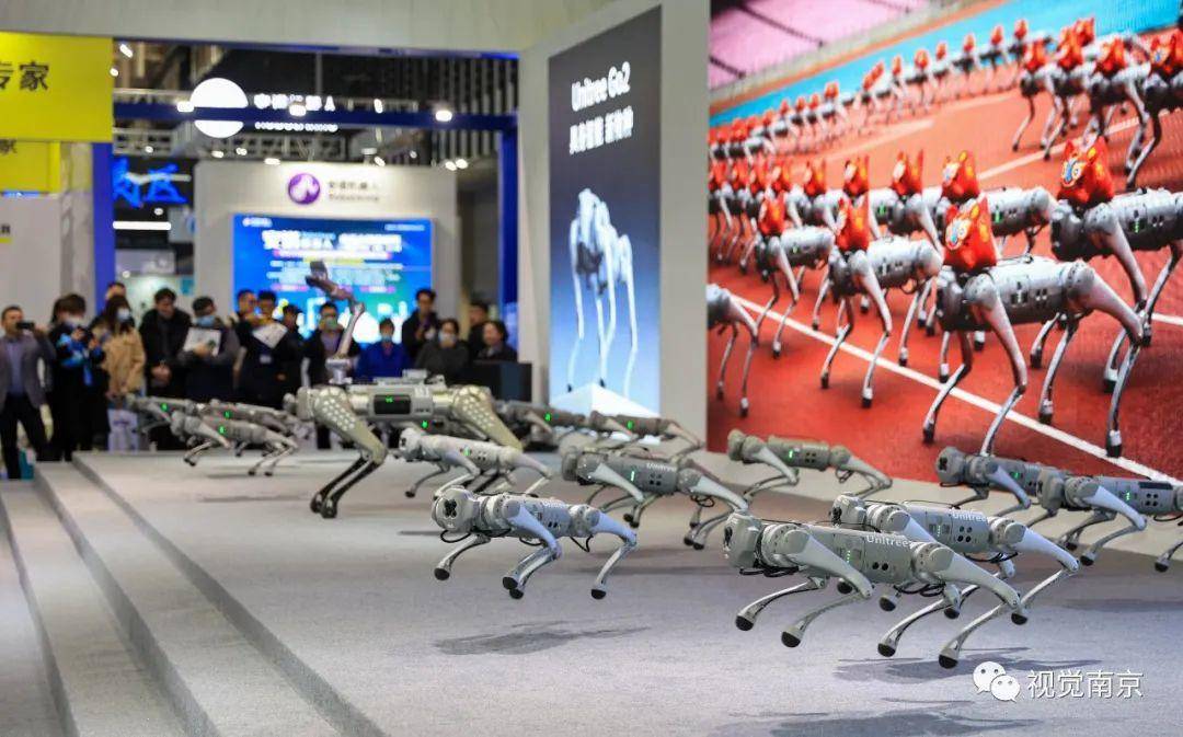 300多款机器人炫酷登场!带你逛2023世界智能制造大会展览凤凰网江苏_凤凰网