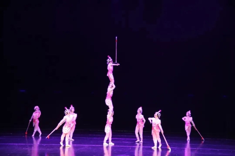 《韵&middot;花样顶技》