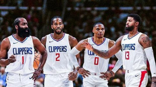 快船双星合砍61分击败卫冕冠军泰伦卢战术调整奏效防守端压制对手核心发挥