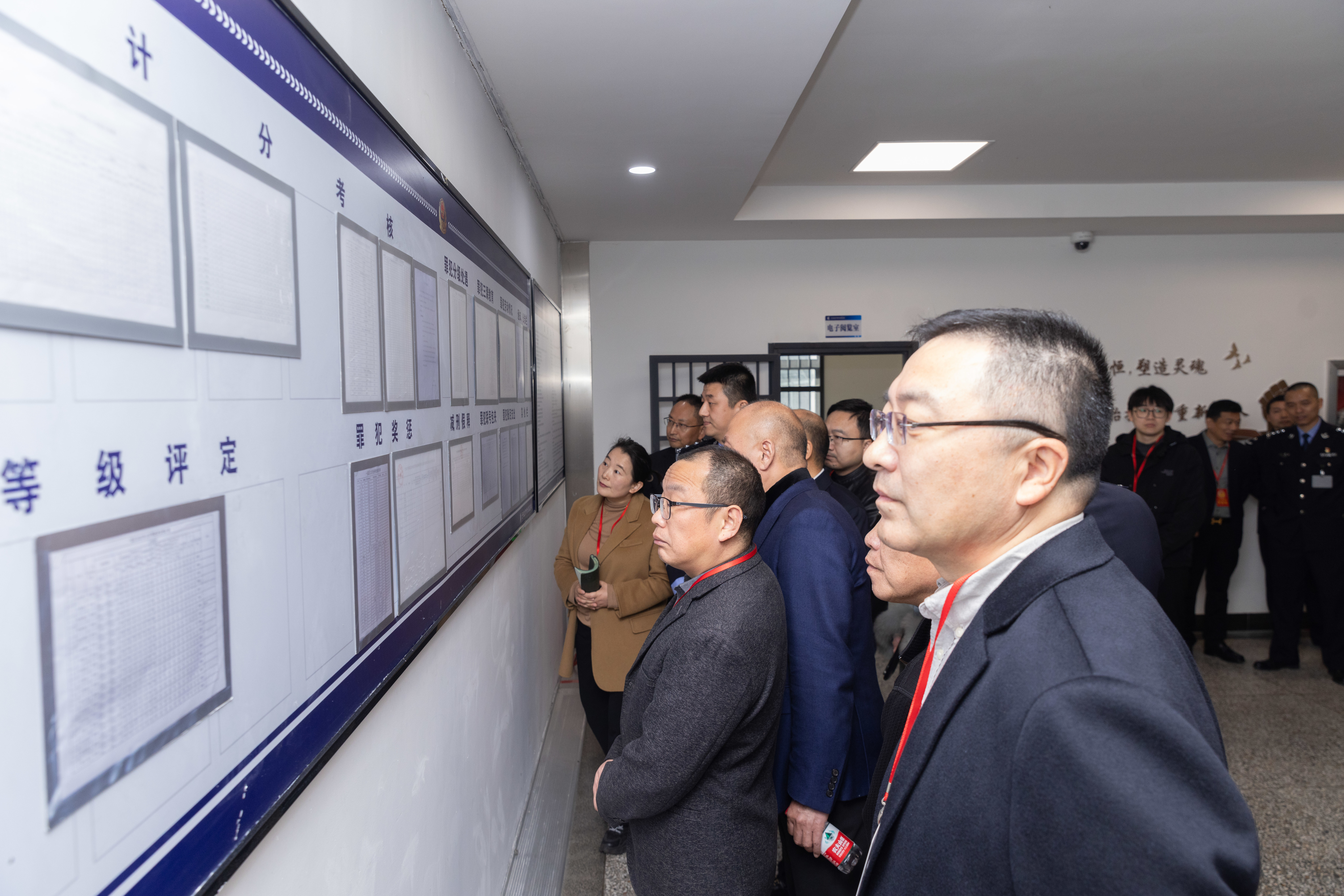 宁波市黄湖监狱举行“开放日”活动暨社会执法监督员聘任仪式