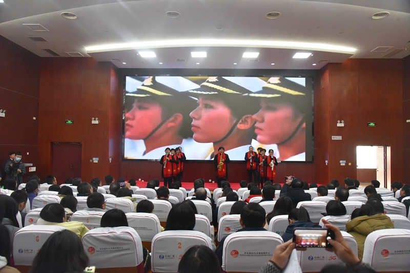 东台举办“温暖秋冬 文明同行”国际志愿者日活动