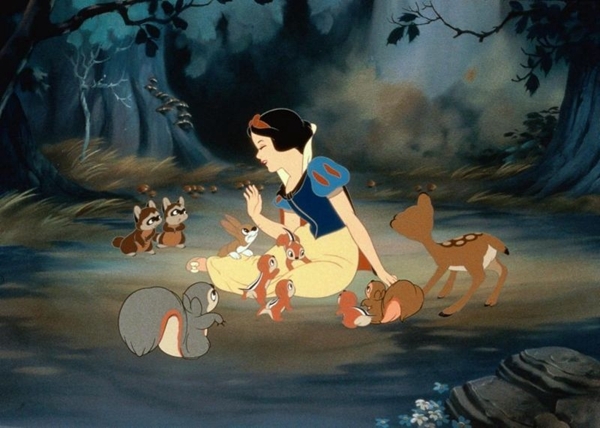 迪士尼动画《白雪公主和七个小矮人》剧照