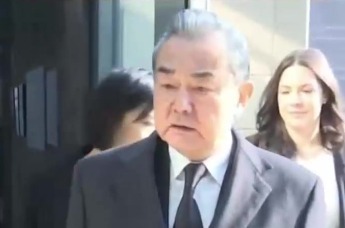 王毅答凤凰记者问：您认为基辛格会后继有人吗？