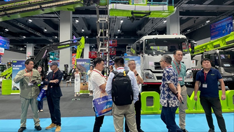 第二届湖南装备与制造走进东盟投资博览会现场（局部）