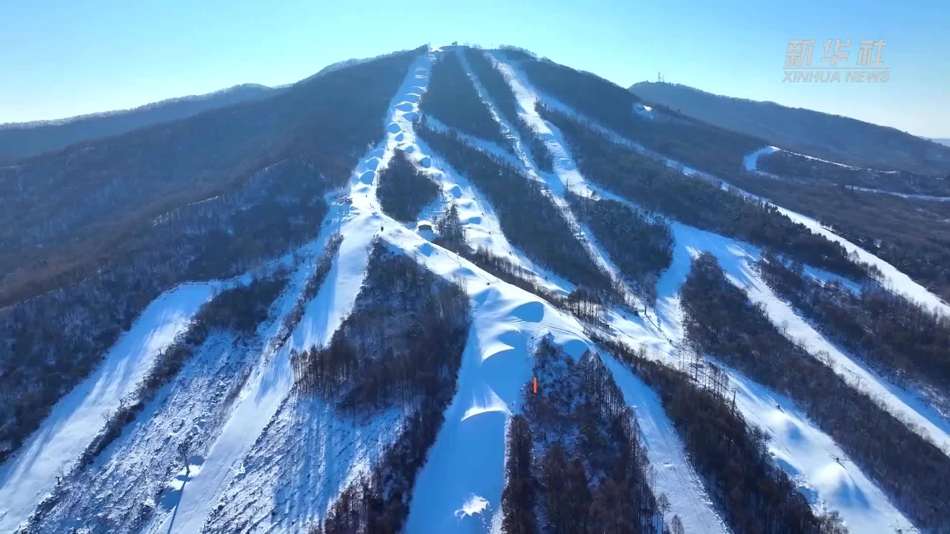 吉林通化:激情冬日 雪舞飞扬_凤凰网视频_凤凰网
