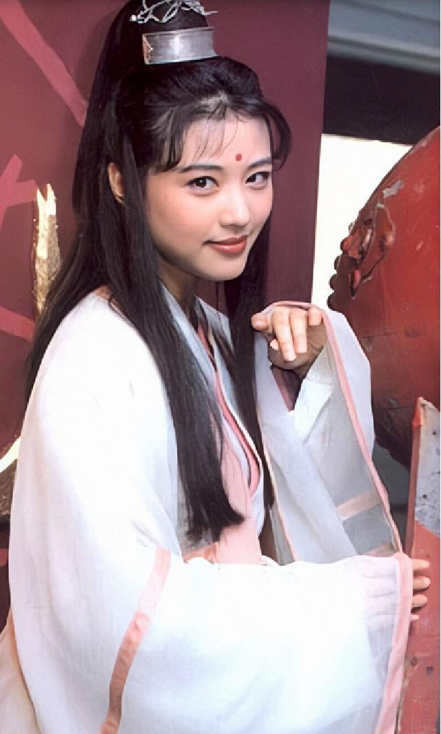 57岁女星周海媚去世，曾出演94年版《倚天屠龙记》，被称为最美周芷若