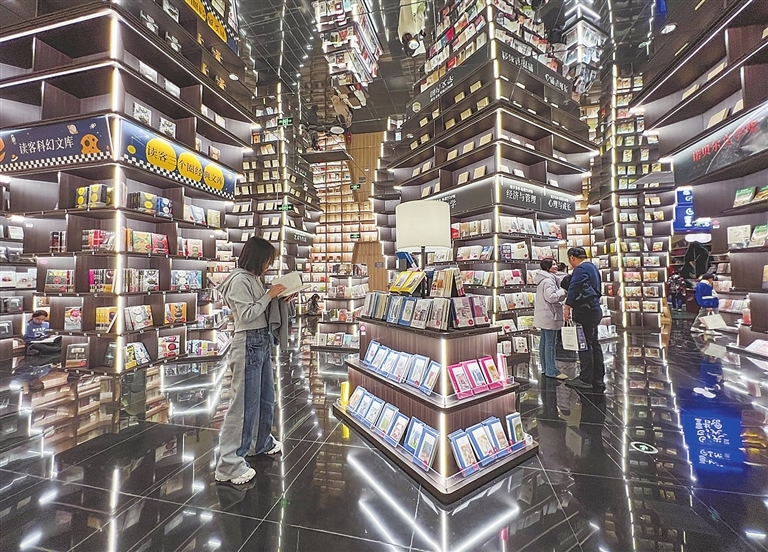 南昌：周末悦读（图）