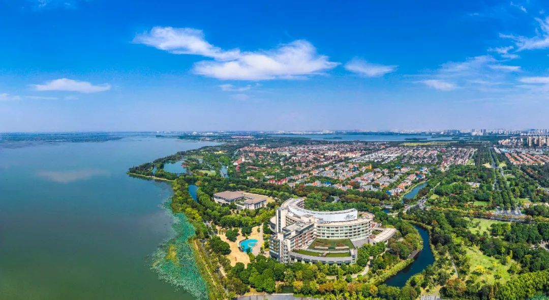 近年来,苏州市昆山生态环境局以数字化赋能生态环境治理,持续深入打好