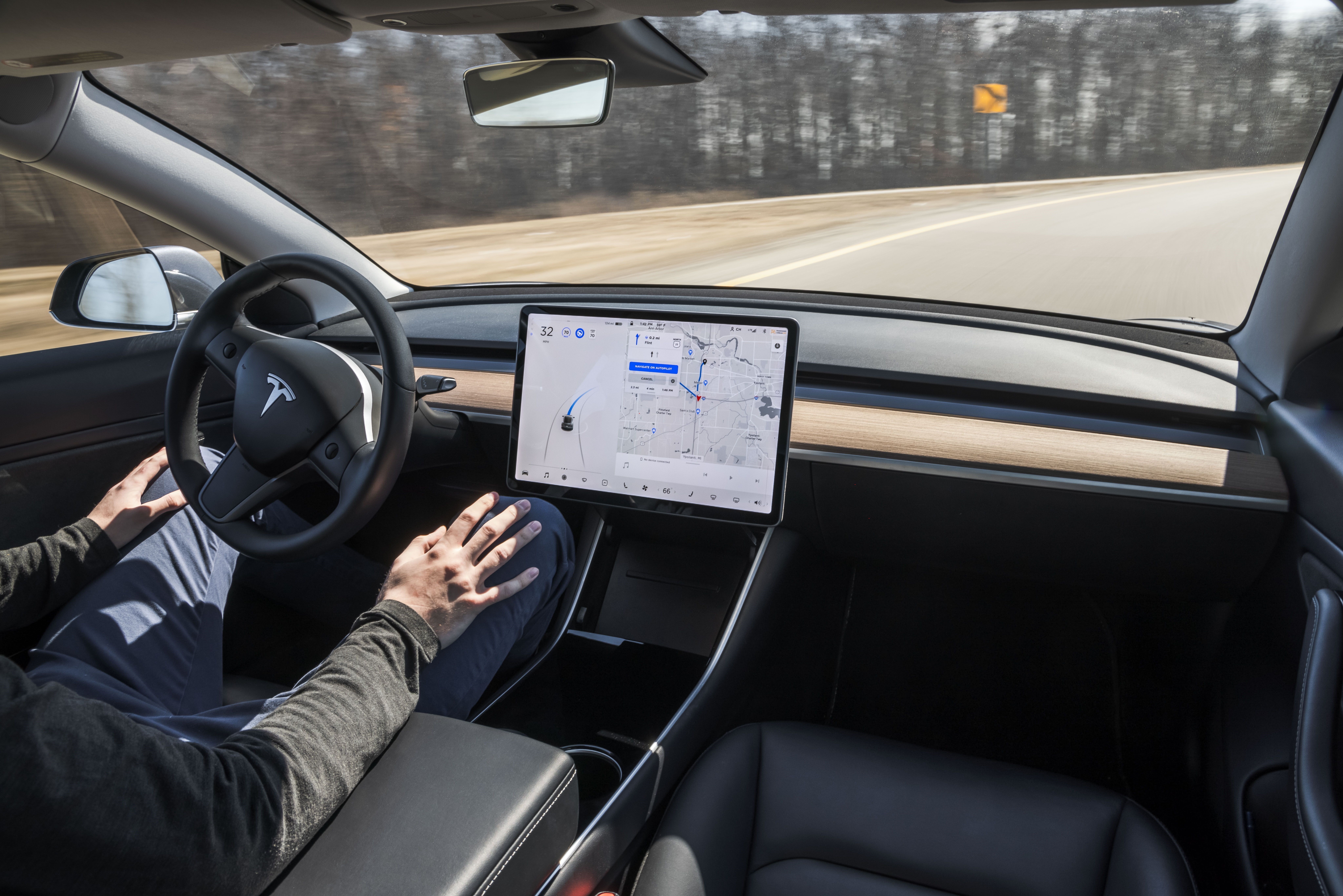 特斯拉Autopilot
