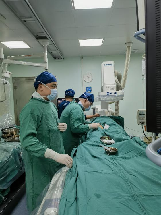 可降解，湖北省首例！ 亚心专家团队成功植入可降解卵圆孔封堵器，堵住心脏“小心眼”