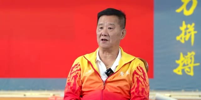 举重奥运冠军陈伟强