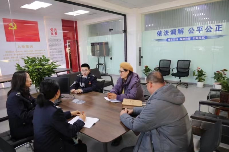 铺就为民解忧“枫桥路” 绘出群众满意新“枫景”