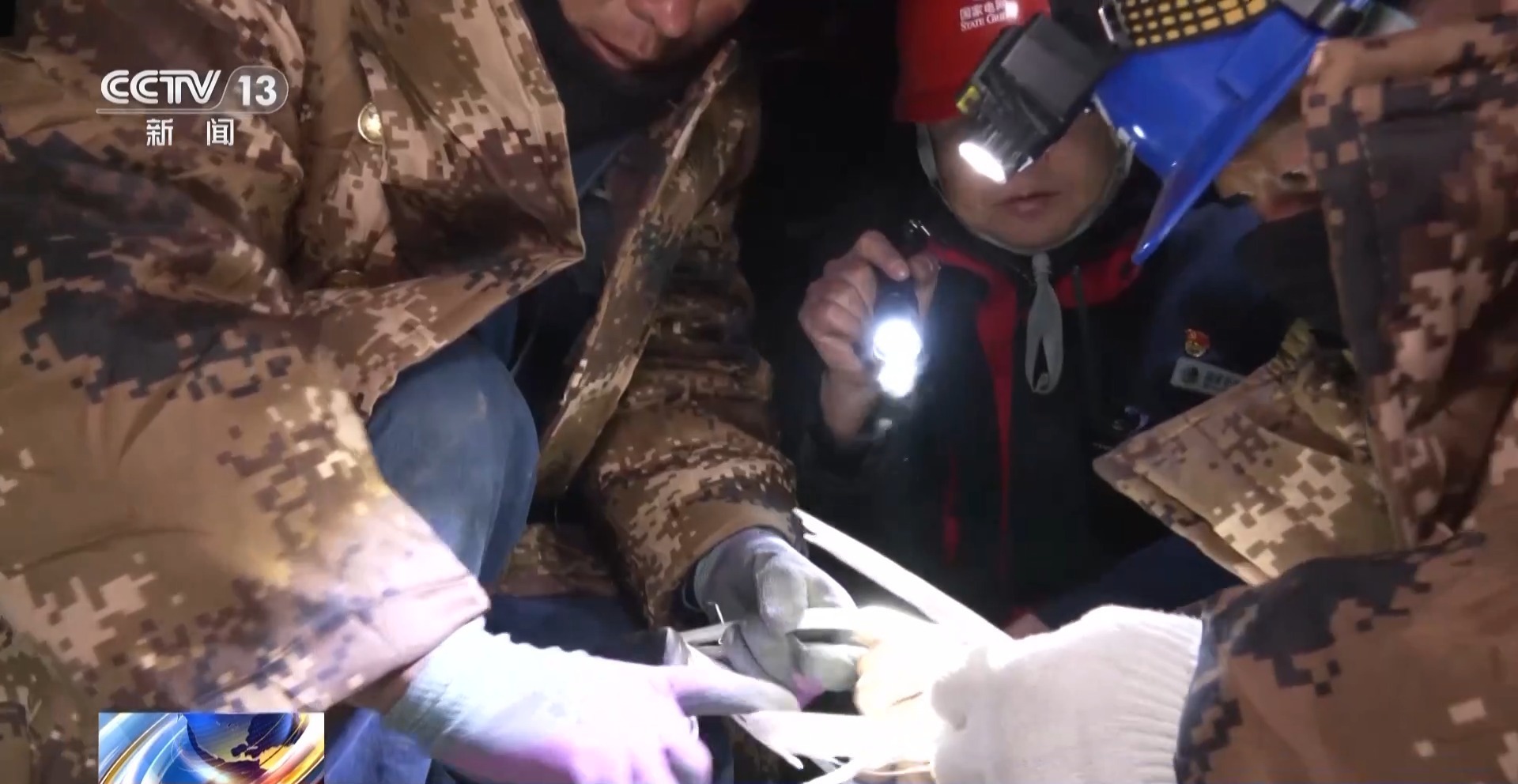 积石山县第一批活动板房开始搭建　优先安置这些人群