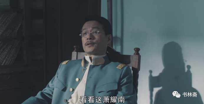 让我们来对比一下就能很直观地发现,赵恒惕对于工人运动的态度并不是很直接的单一反应,而是非常具体的有针对性的。有的罢工不利于自己,有的罢工反而是有利于自己的。而我党在具体的工作中,也充分利用了他们这一点。