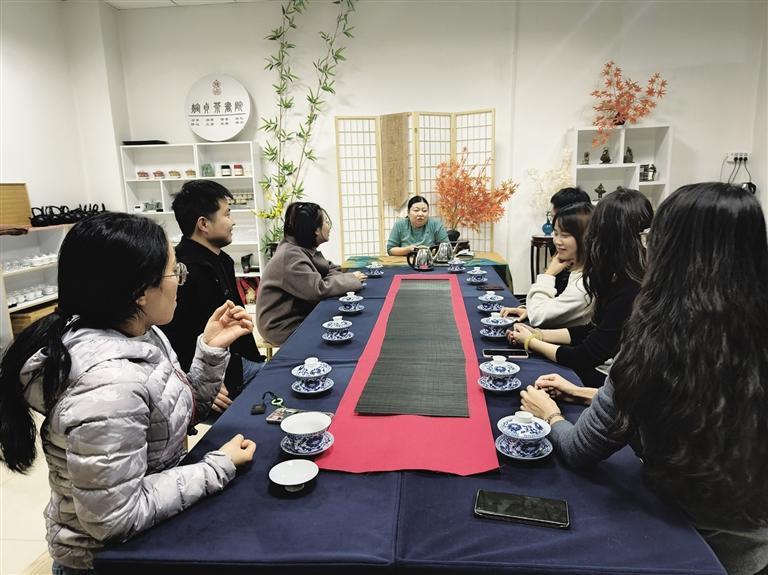 “上夜校”成为年轻人的一种生活方式