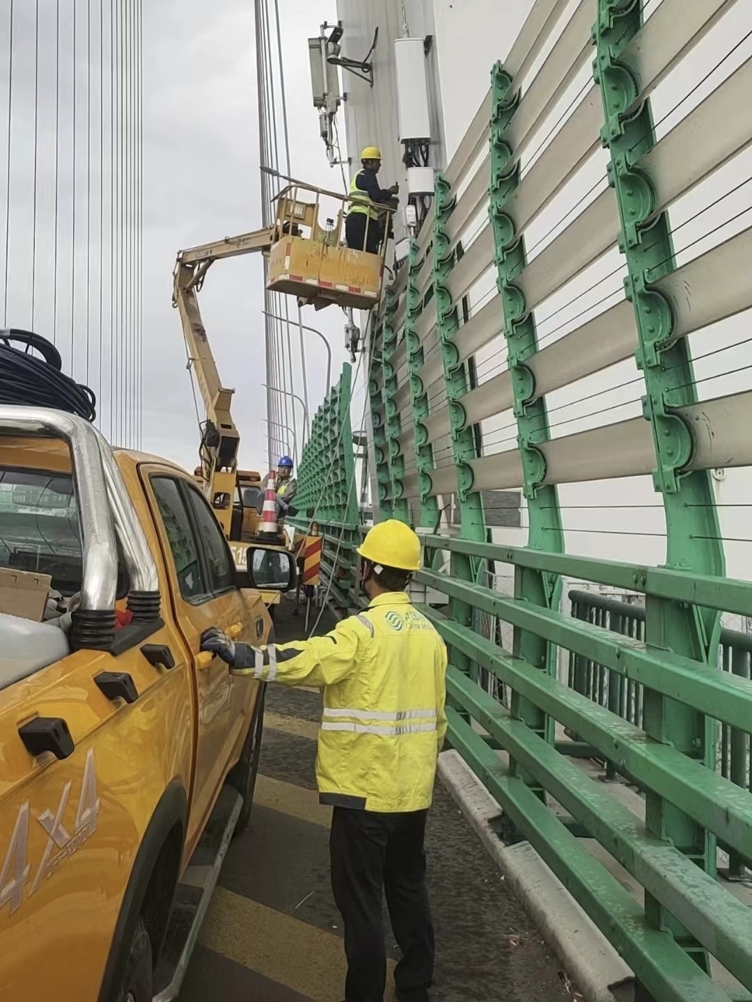 假期将至，5G带您打卡“不限速高速公路”“最长跨海大桥”