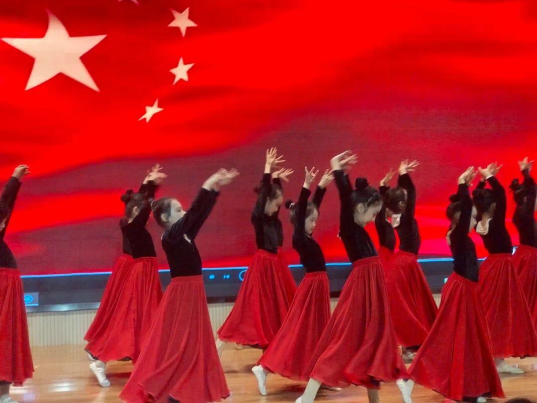 戏育人生 剧享成长——济南高新区东城逸家小学首届校园戏剧节活动纪实