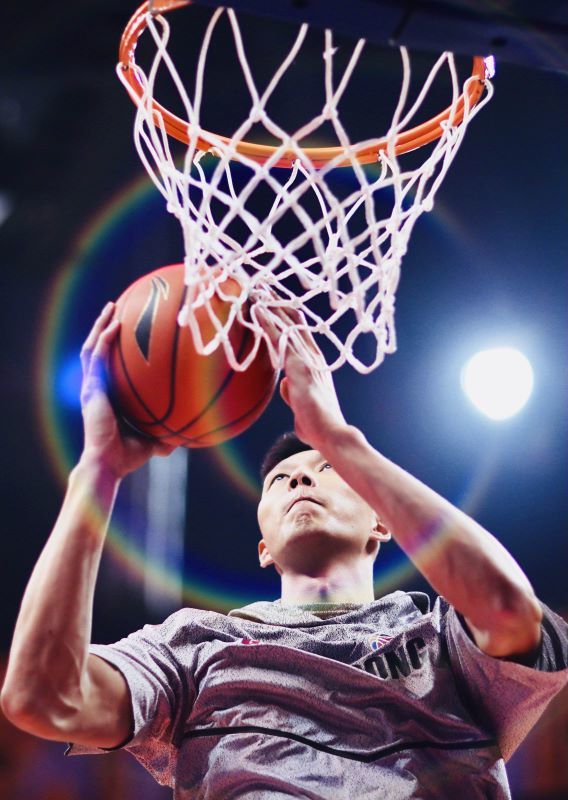 易建联宏远球衣退役仪式在东莞举行 以城之名致敬