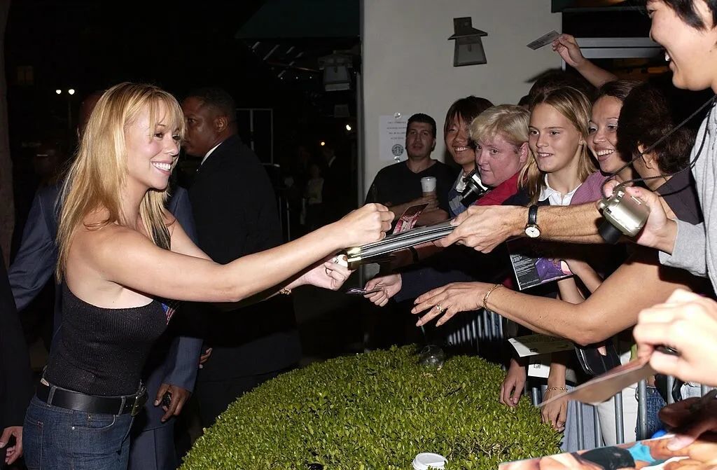 被小14岁男友逼婚生娃？50+天后怒斩7年情，专心搞事业太霸气了！