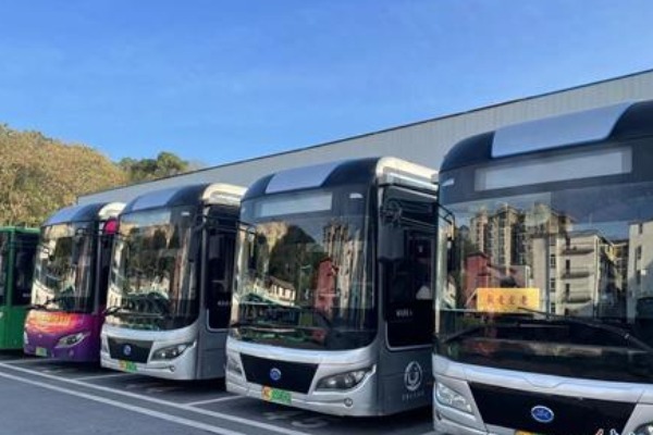 11条线路延时运营、3条线路临时停运！元旦期间南昌公交有调整凤凰网江西_凤凰网