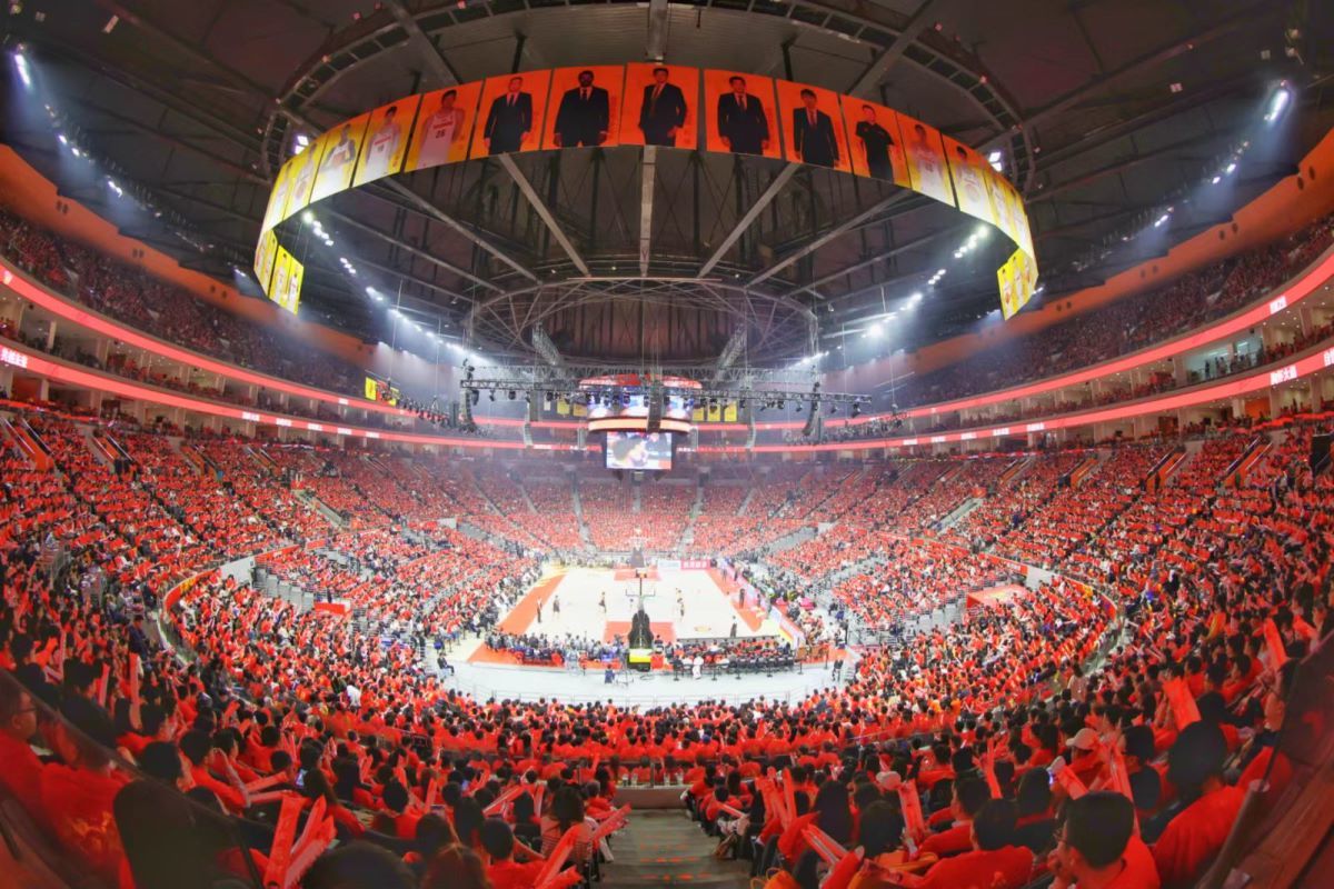 易建联宏远球衣退役仪式在东莞举行 以城之名致敬