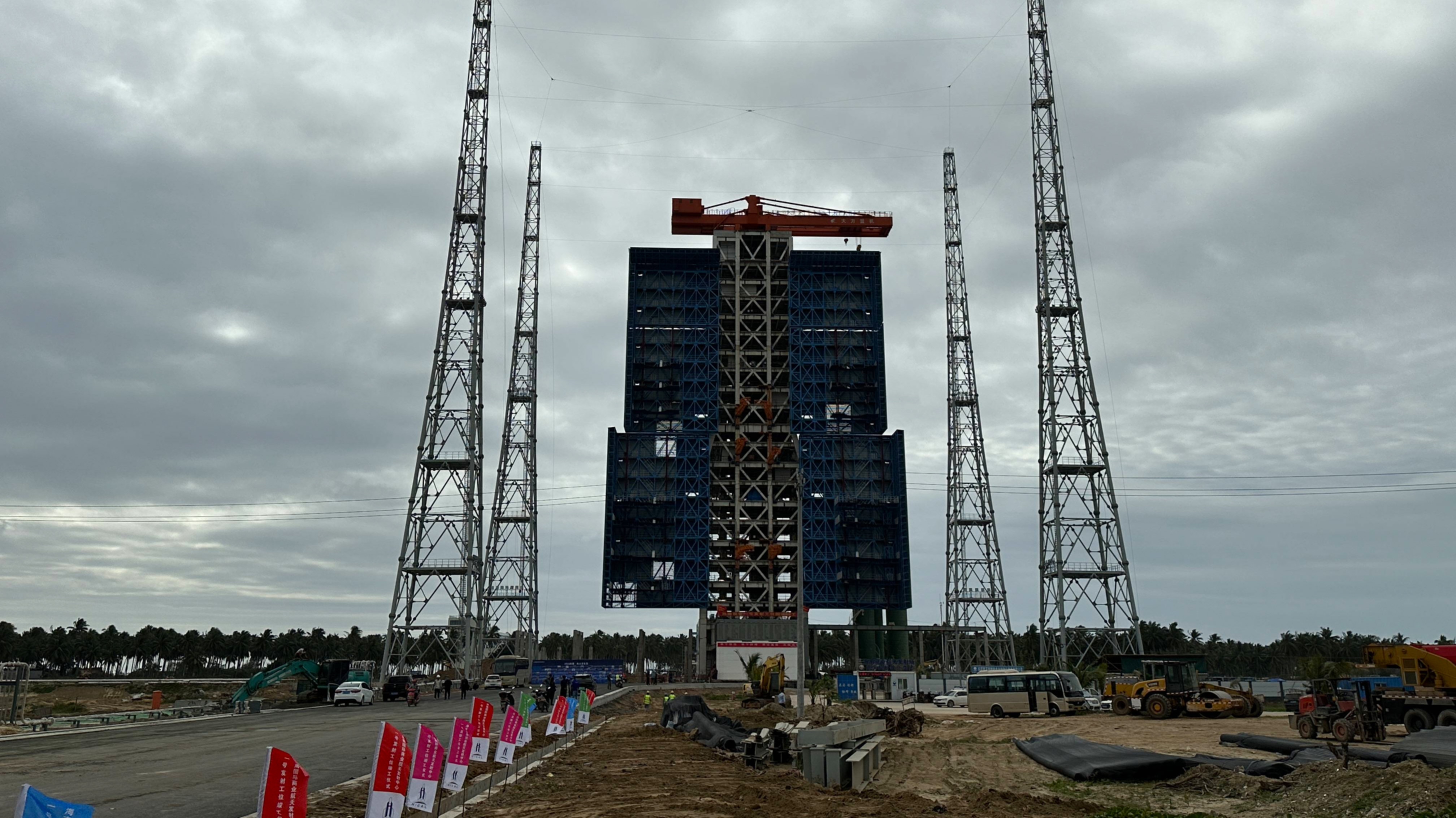 中国首个商业航天发射场发射工位竣工