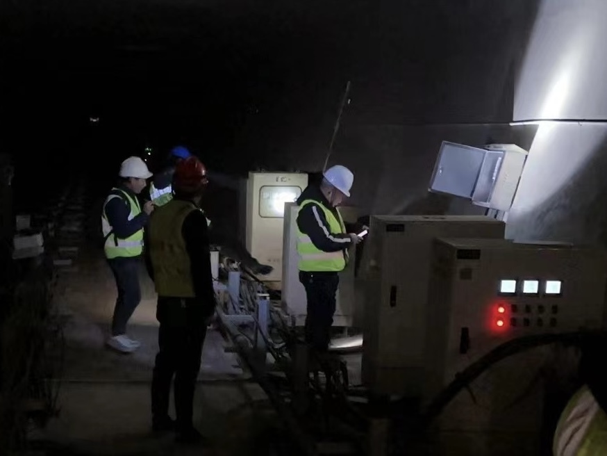 假期将至，5G带您打卡“不限速高速公路”“最长跨海大桥”