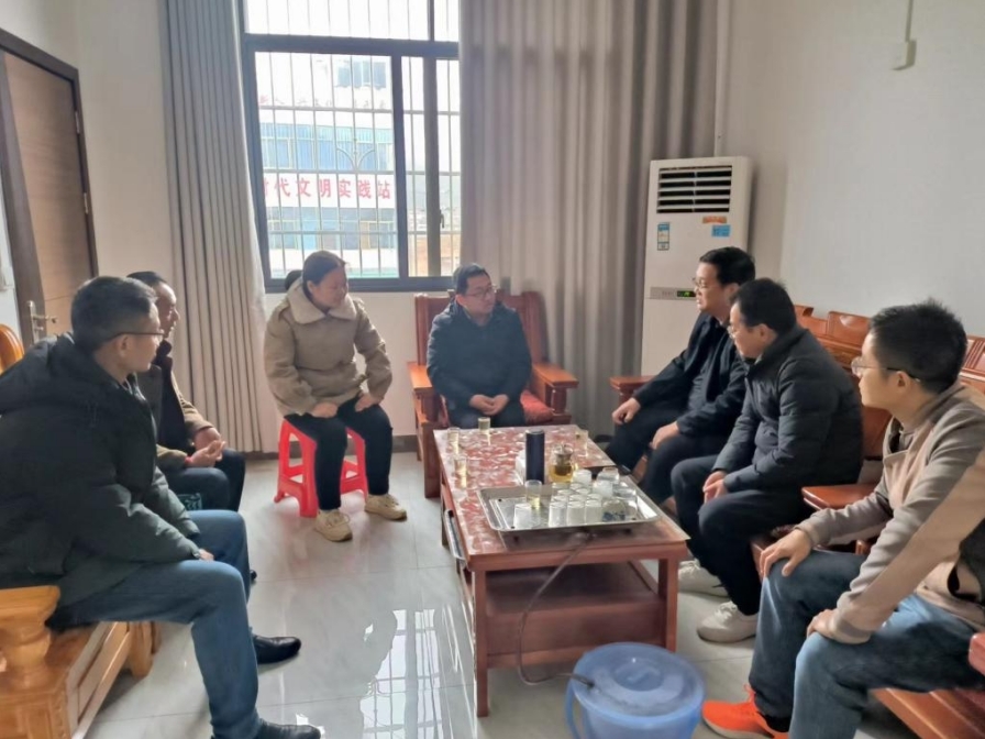 赣州职业技术学院党委副书记汤晓军赴乡村振兴帮扶点走访调研