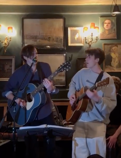 贝嫂把小贝的翘臀照po网上，全网围观：圣诞福利吗这是？！