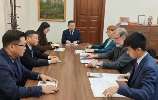 在白俄罗斯国立艺术学院进行交流座谈 (国际交流与教育学院供图)