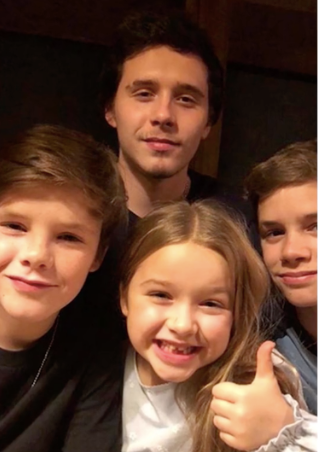 贝嫂把小贝的翘臀照po网上，全网围观：圣诞福利吗这是？！