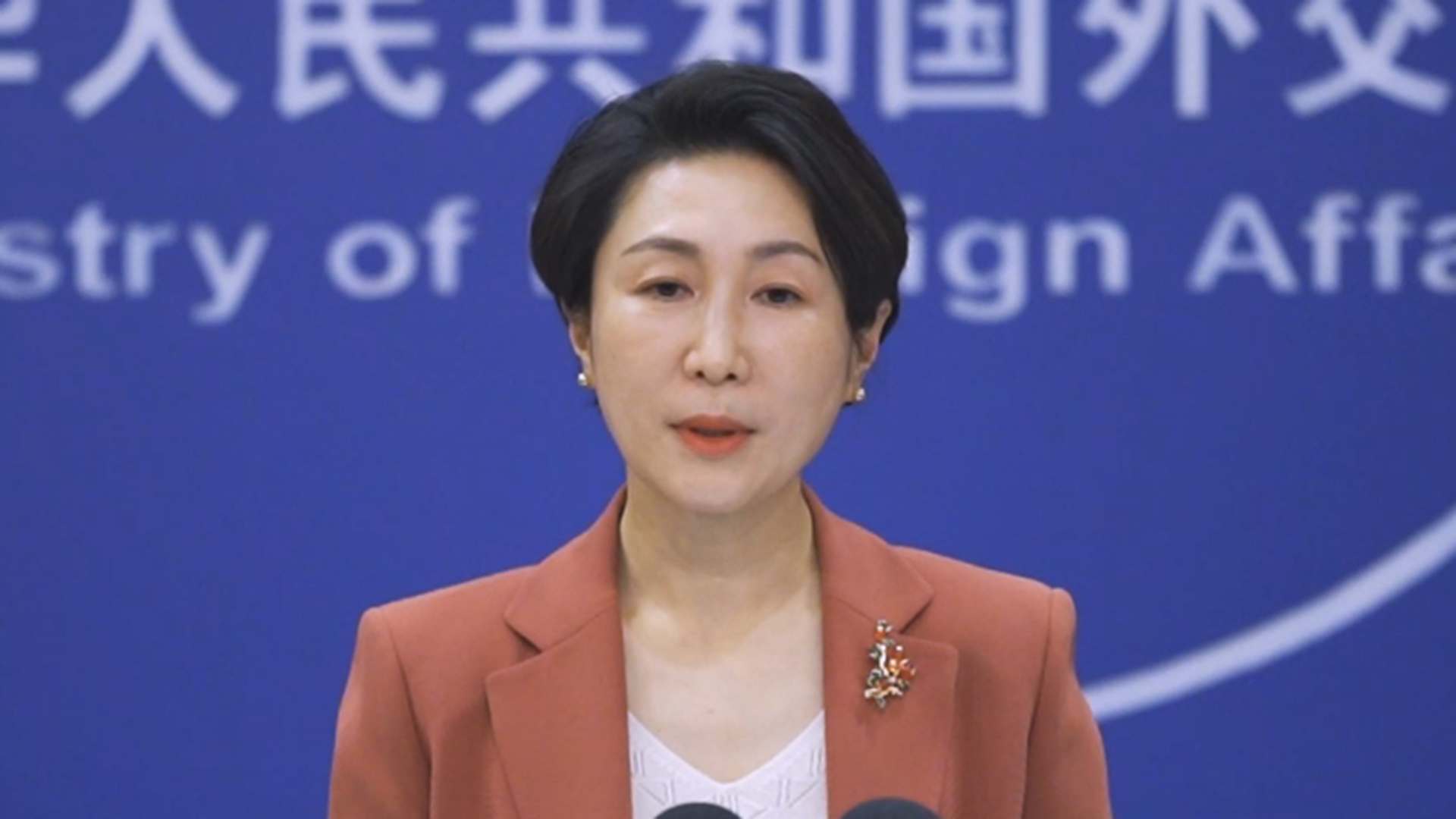 2024年最后一场外交部例行记者会，发言人毛宁：祝大家新年快乐，我们明年再见