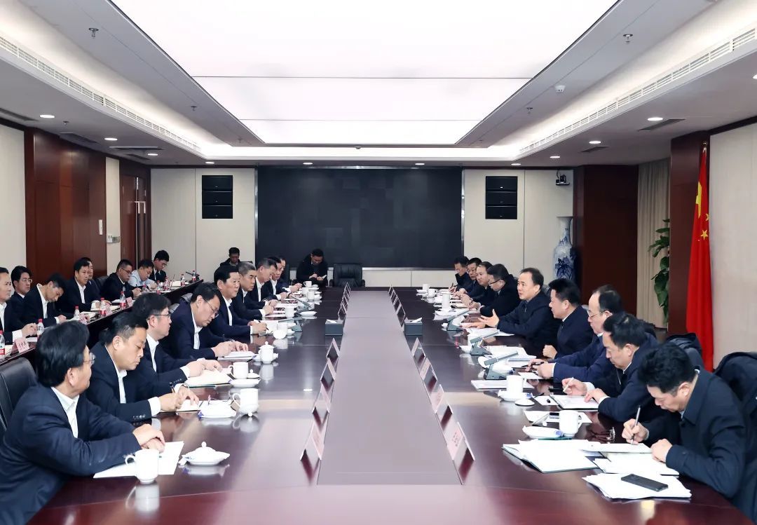 徐州市委书记宋乐伟到徐矿集团徐工集团调研