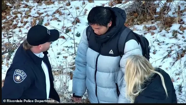 凤凰早报|日本地震致核电站燃料池水溢出;国家发改委新年首次重要发声
