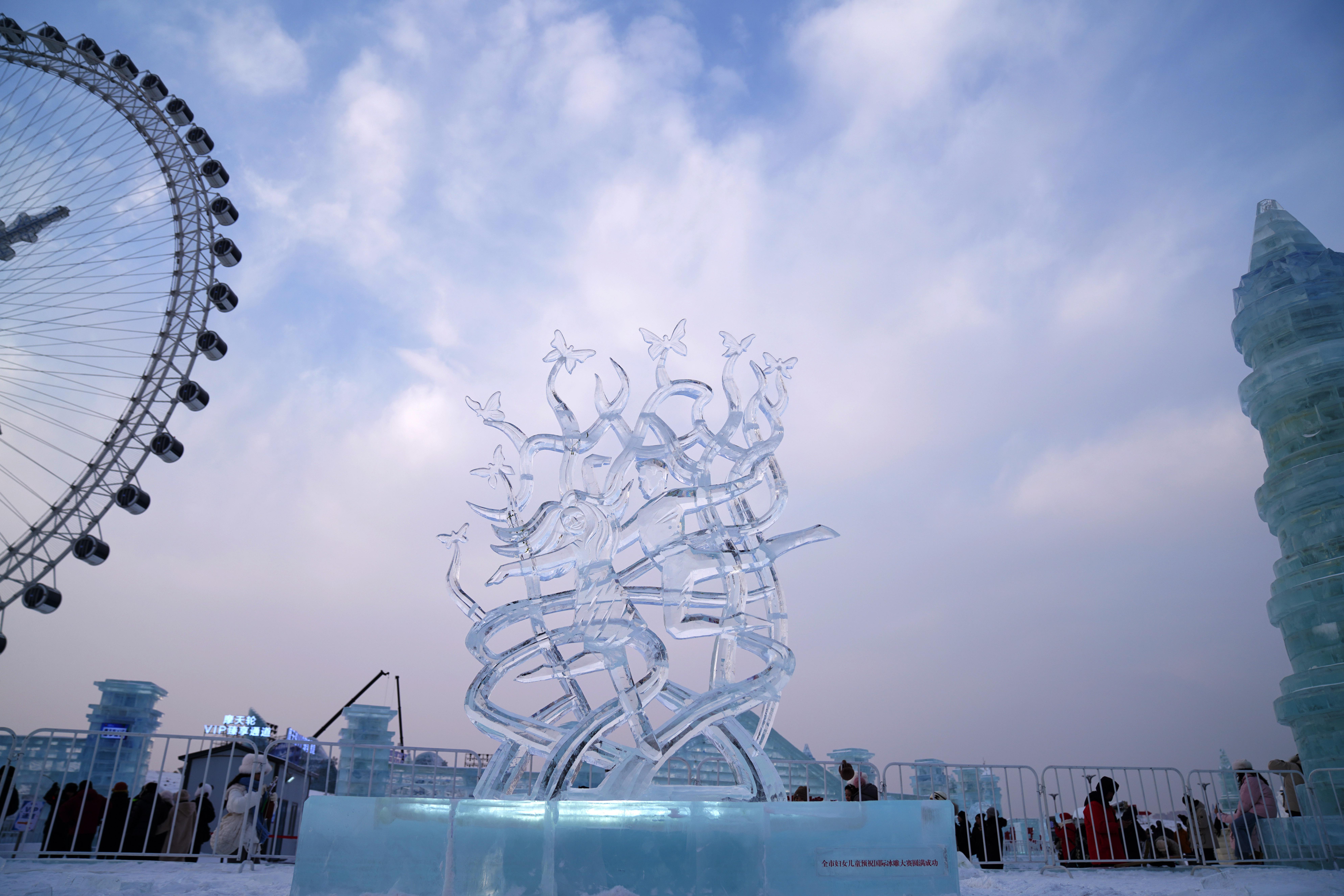 第35届中国&middot;哈尔滨国际冰雕比赛落幕