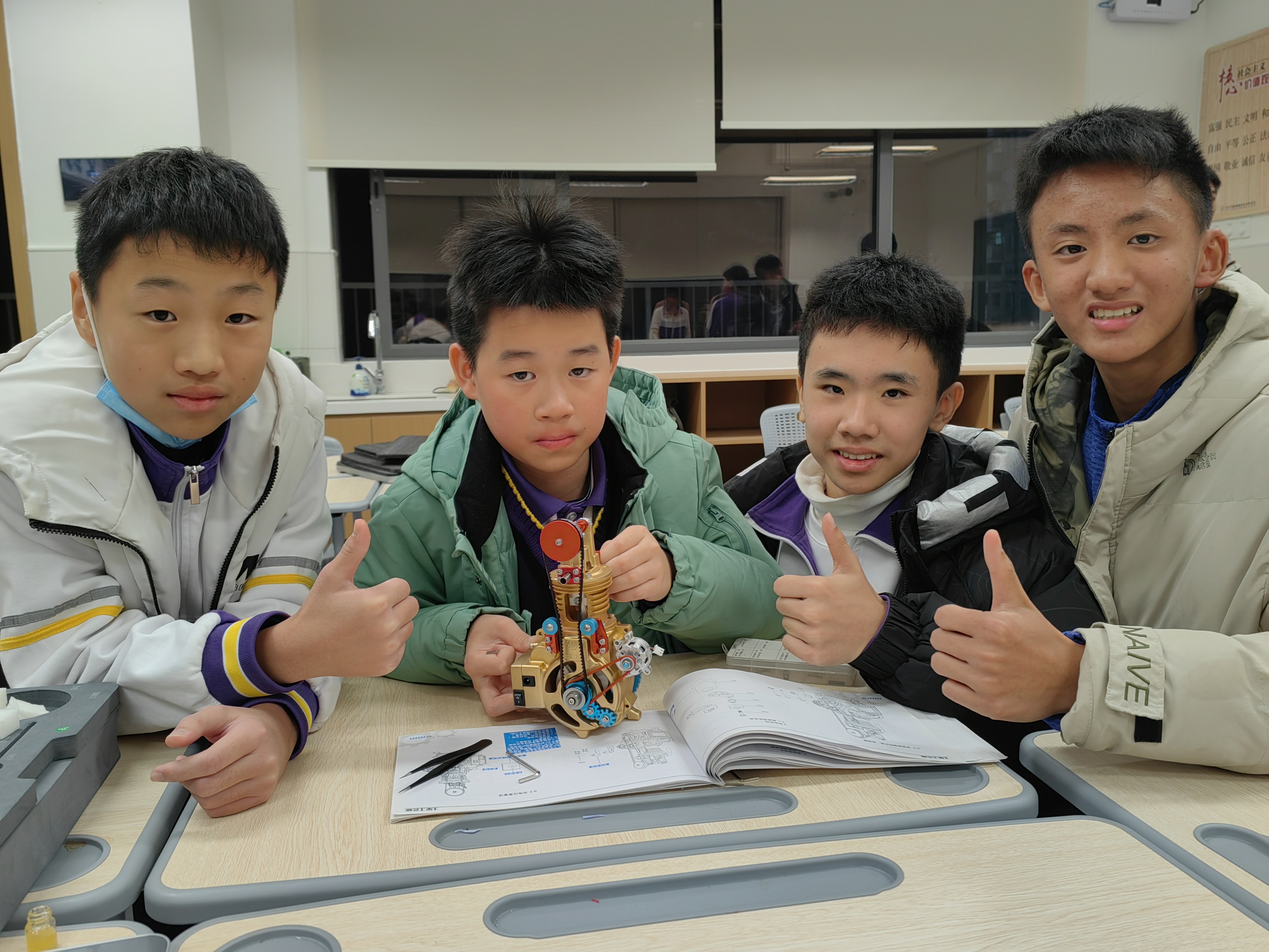 东莞市南城商务区北部学校建设科学实验室 科学教育呈现“示范性”