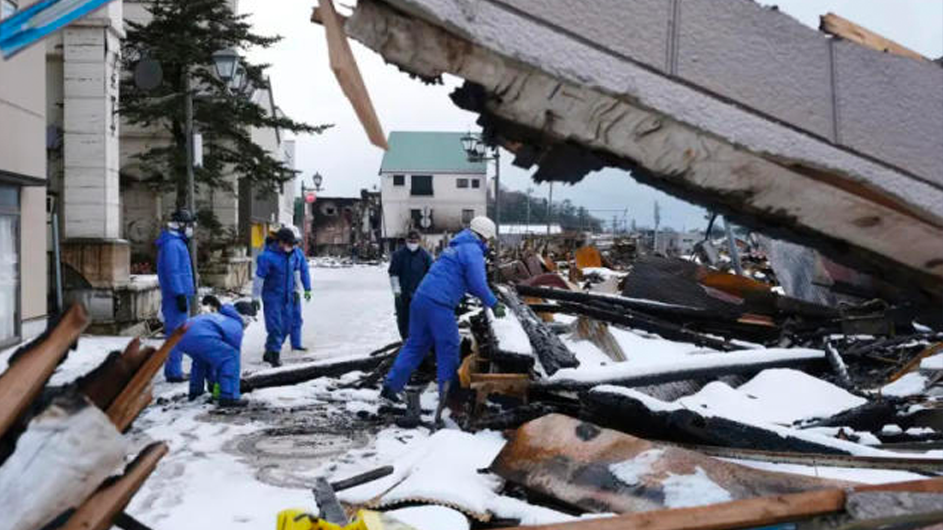 日本震区降雪持续 数千偏远地区灾民待救援